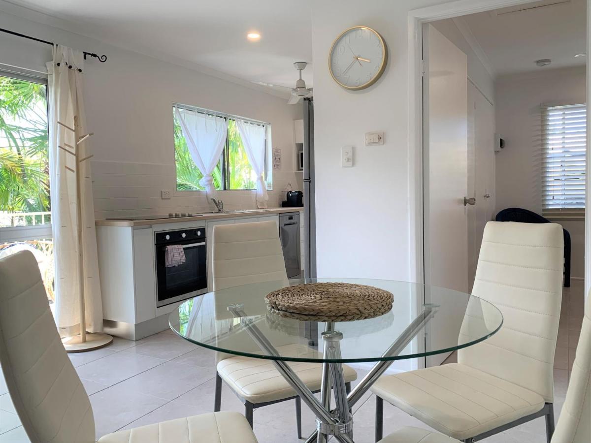 Lychee Tree Holiday Apartments Порт Дъглас Екстериор снимка