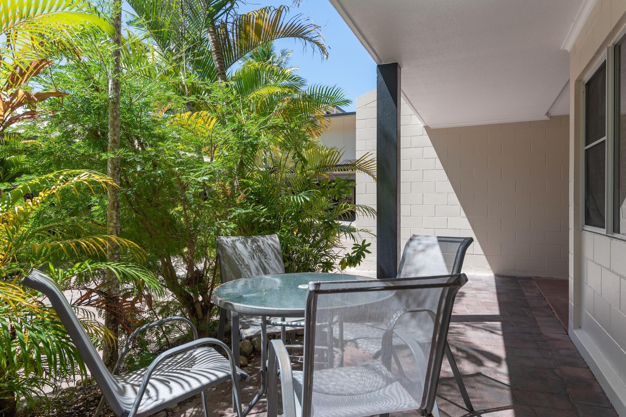 Lychee Tree Holiday Apartments Порт Дъглас Екстериор снимка