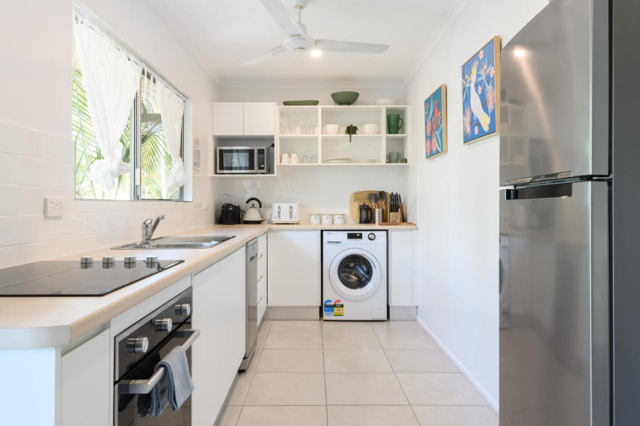 Lychee Tree Holiday Apartments Порт Дъглас Екстериор снимка