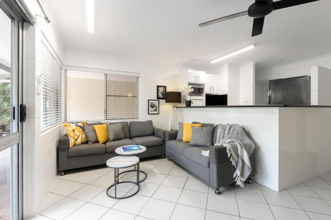 Lychee Tree Holiday Apartments Порт Дъглас Екстериор снимка