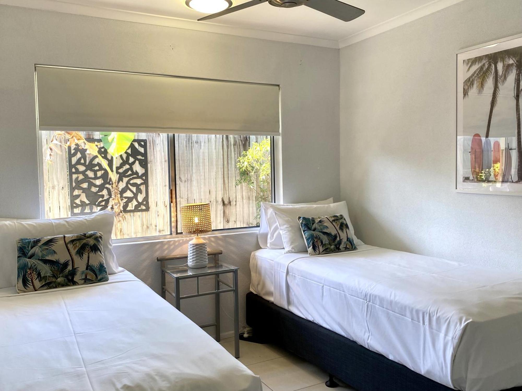 Lychee Tree Holiday Apartments Порт Дъглас Стая снимка