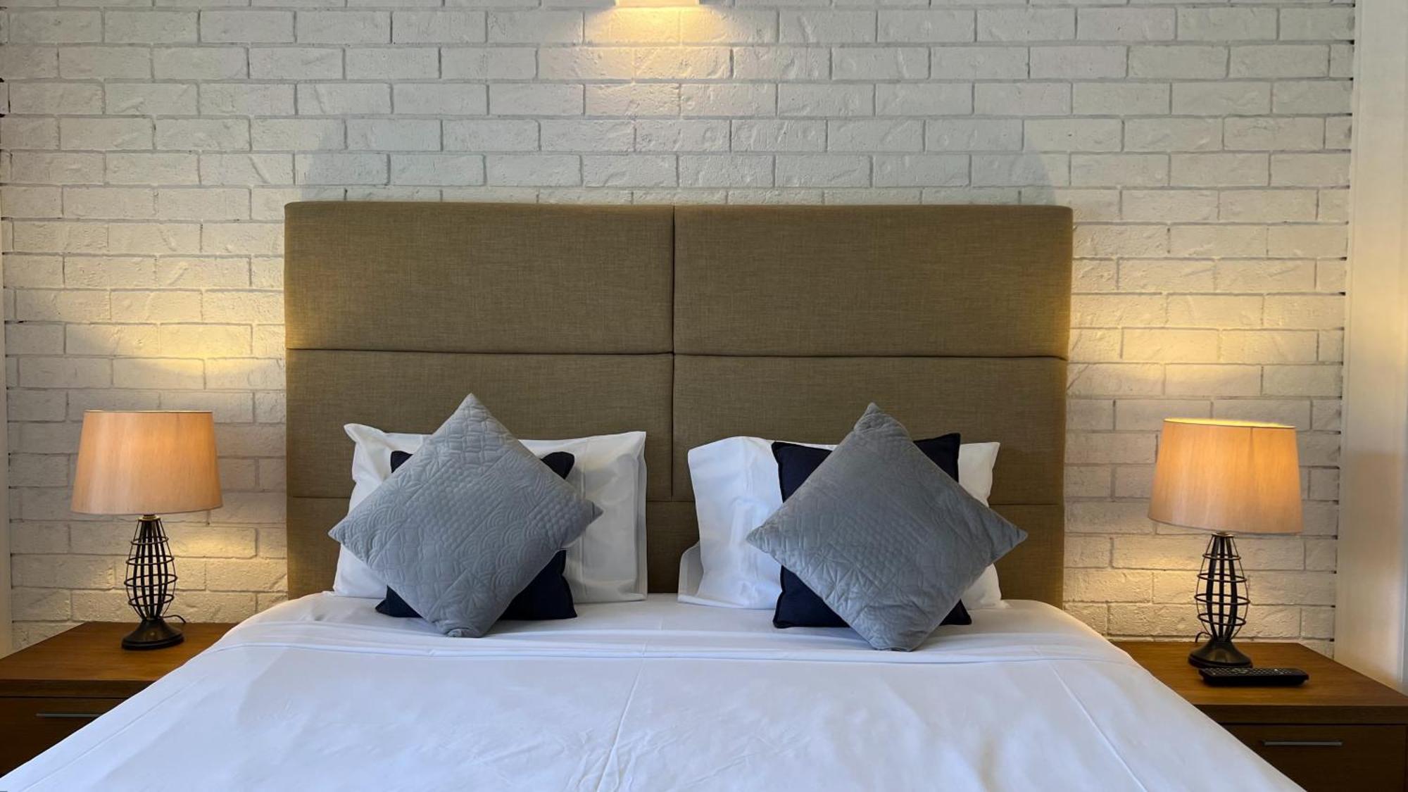 Lychee Tree Holiday Apartments Порт Дъглас Стая снимка
